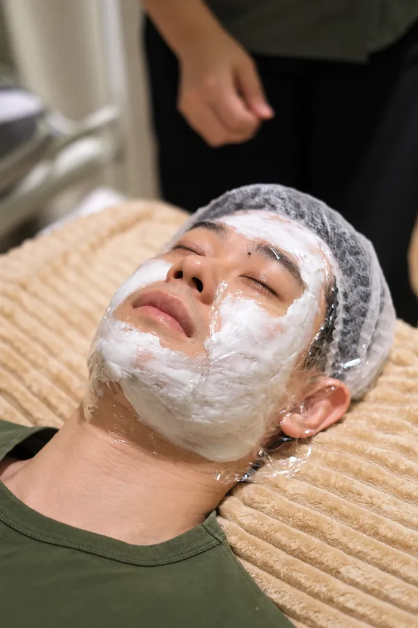 ผู้รับบริการพักระหว่างเตรียมผิวที่ BEHAP