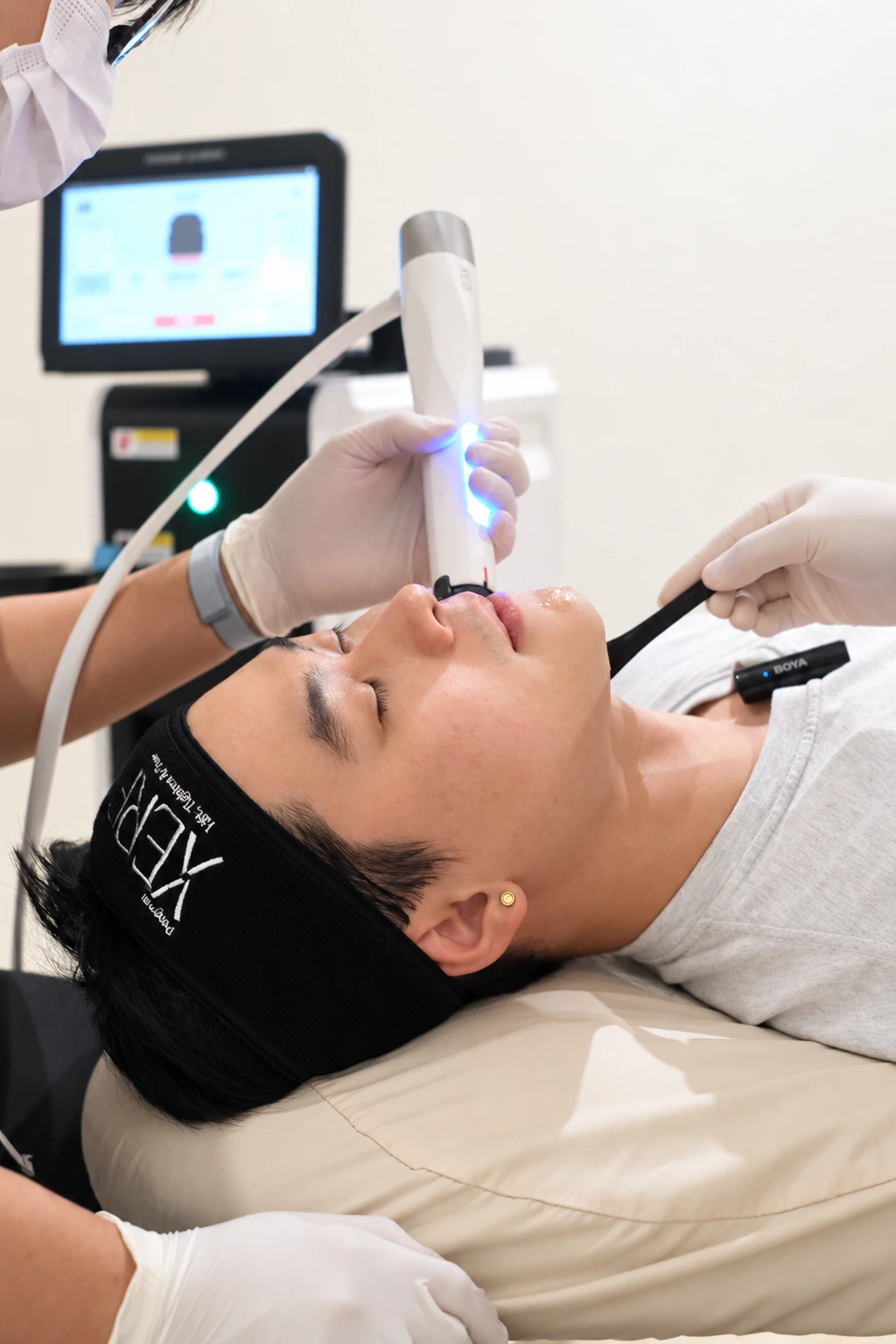 ภาพขณะทำ XERF ที่ BEHAP Wellness · XERF treatment at BEHAP Wellness